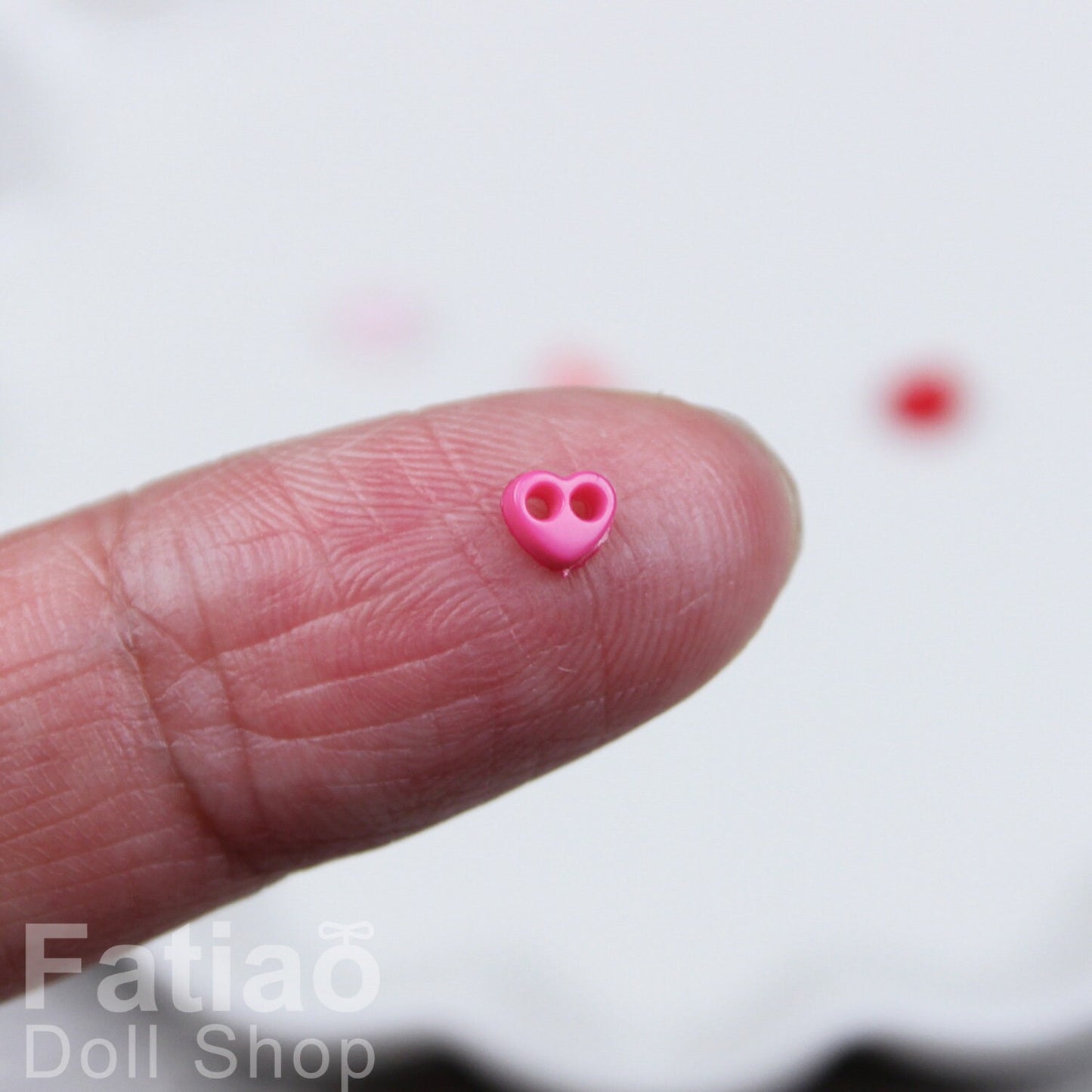 4mm Tiny Heart Plastic mini Buttons 10pcs/set for doll BJD Blythe Pullip