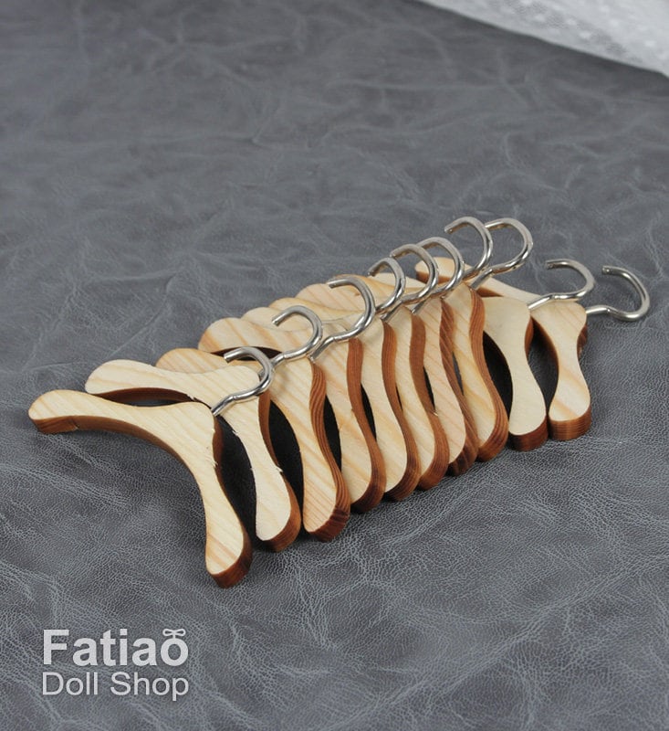 10pcs Dolls Wooden Clothes Hangers for 1/3 1/4 1/6 Uncle bjd size- SD MSD YOSD 17SD Boy