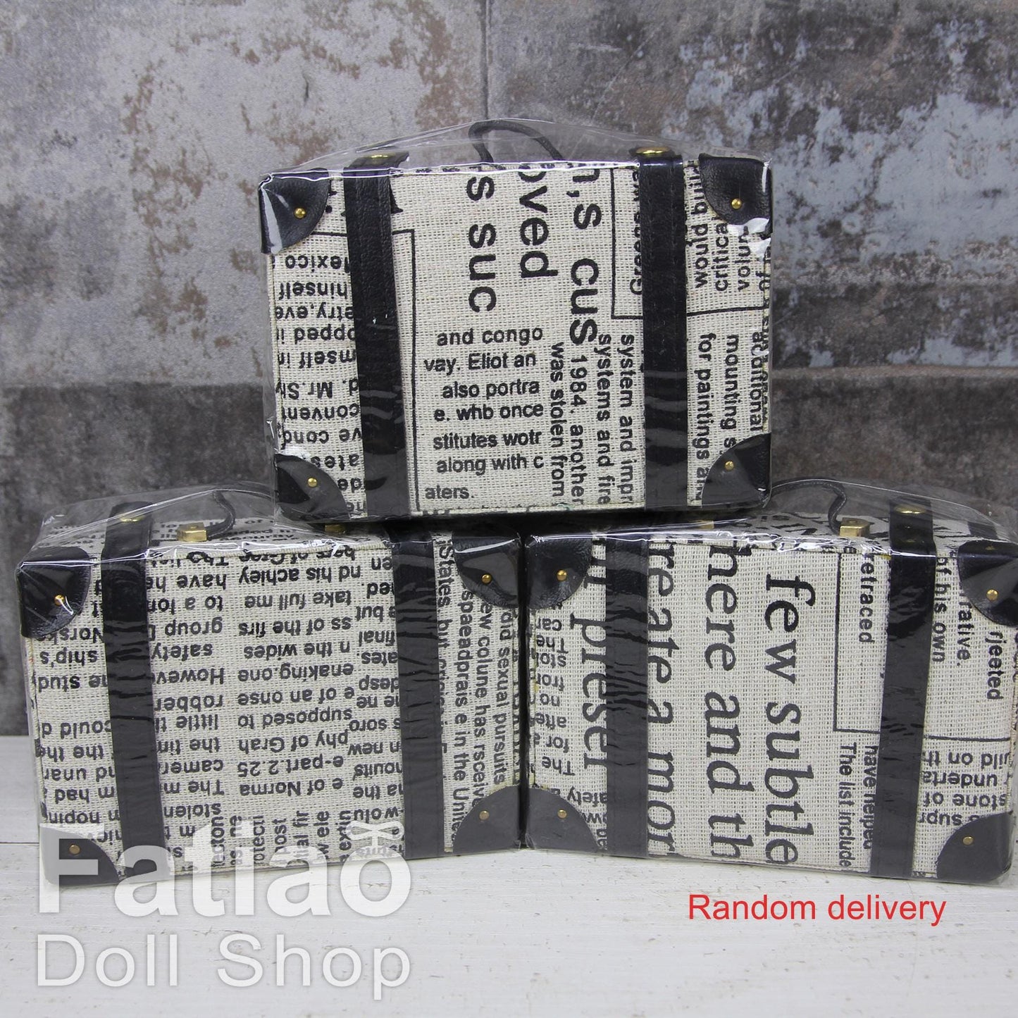 Doll BJD Dollfie Vintage Leather Miniature suitcase Trunk Bag - Black newspaper