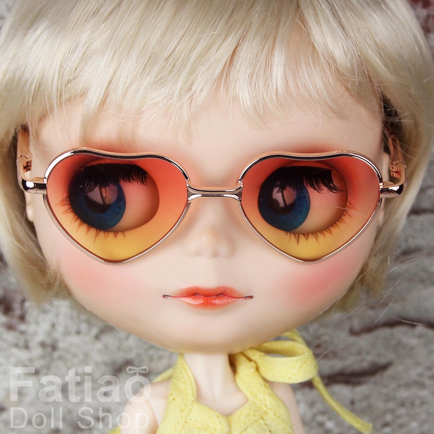 New Dolls fashion Sunglasses Glasses fit Blythe - Heart