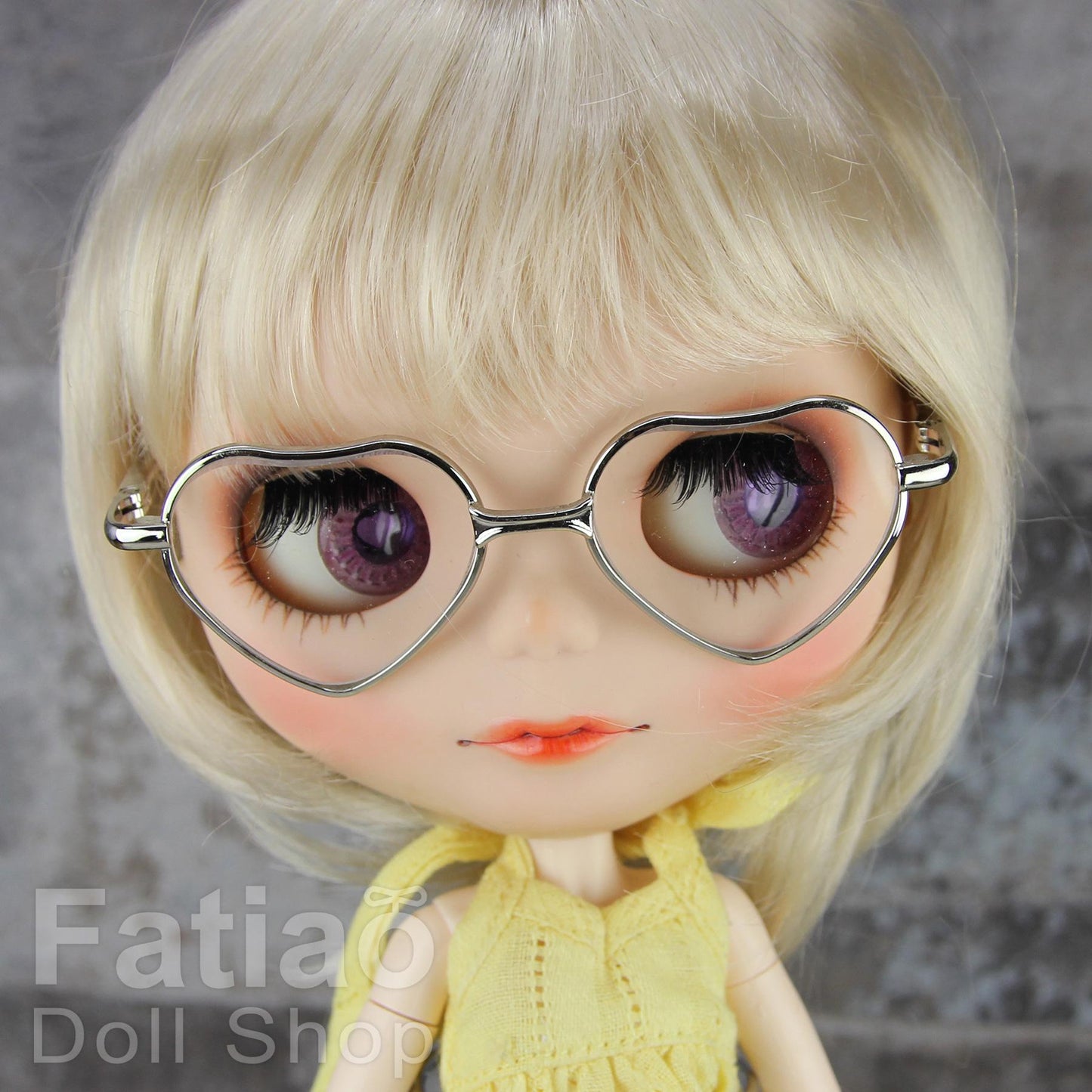 New Dolls fashion Sunglasses Glasses fit Blythe - Heart