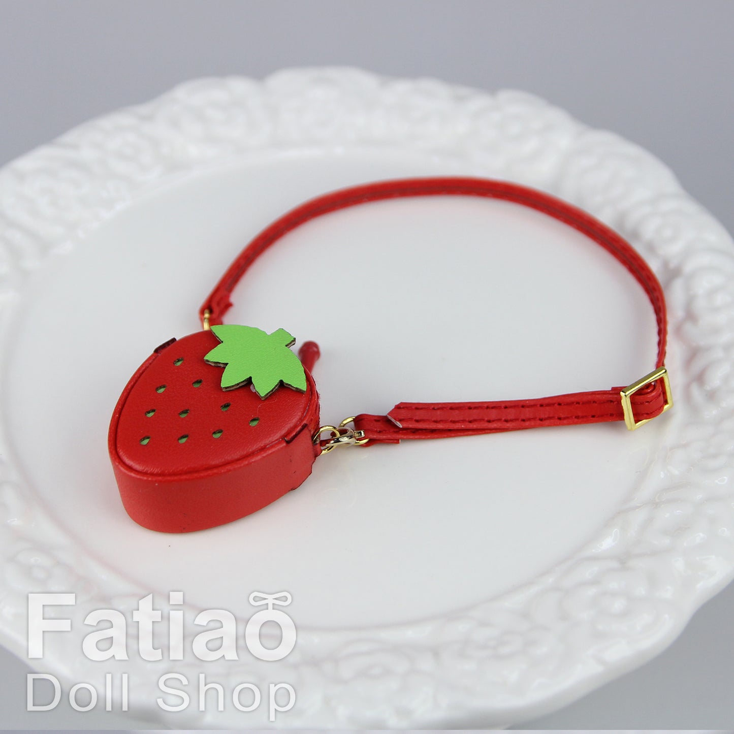 Strawberry side Dolls backpack  Bag for blythe Barbie 1/6 1/8 BJD dolls accessories