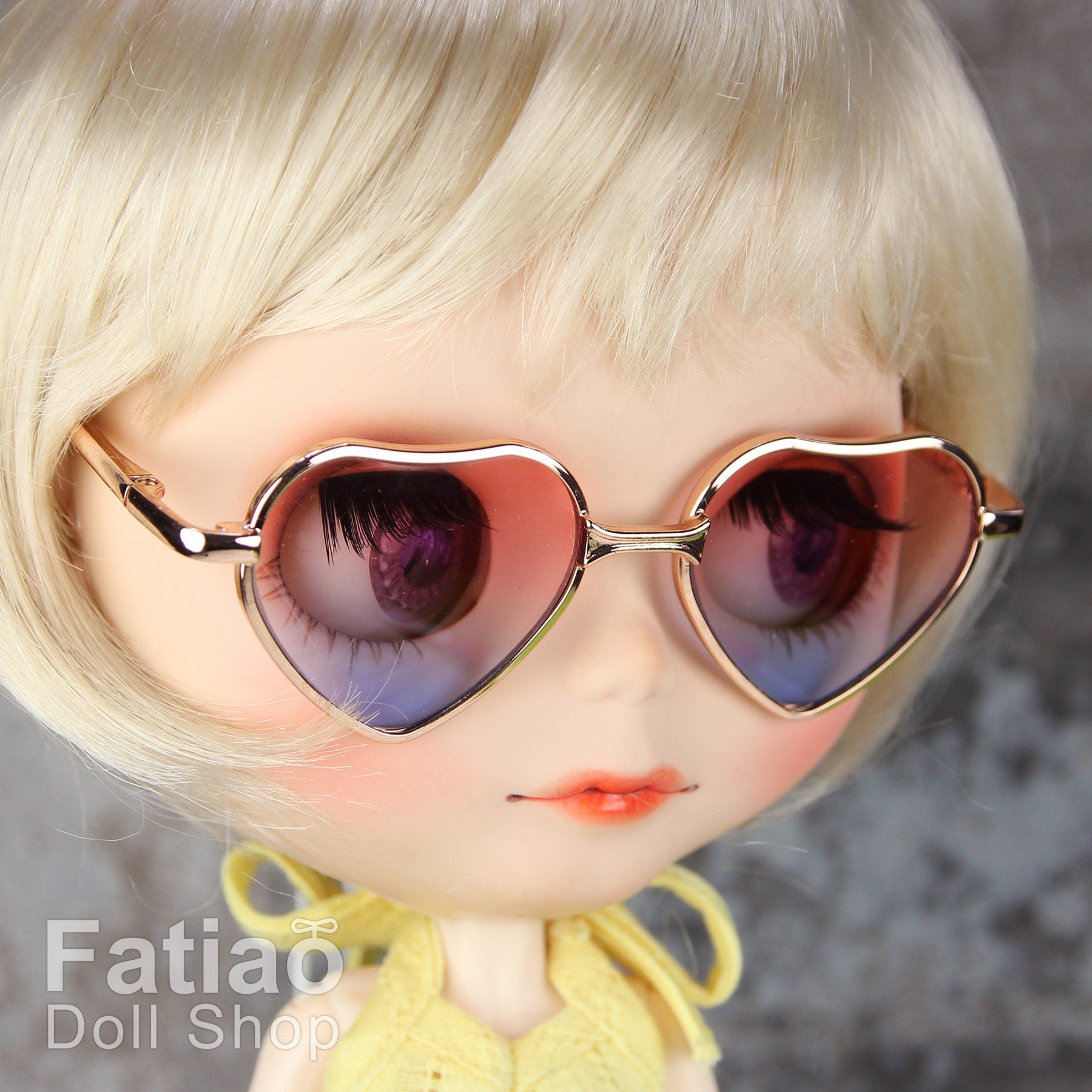 New Dolls fashion Sunglasses Glasses fit Blythe - Heart