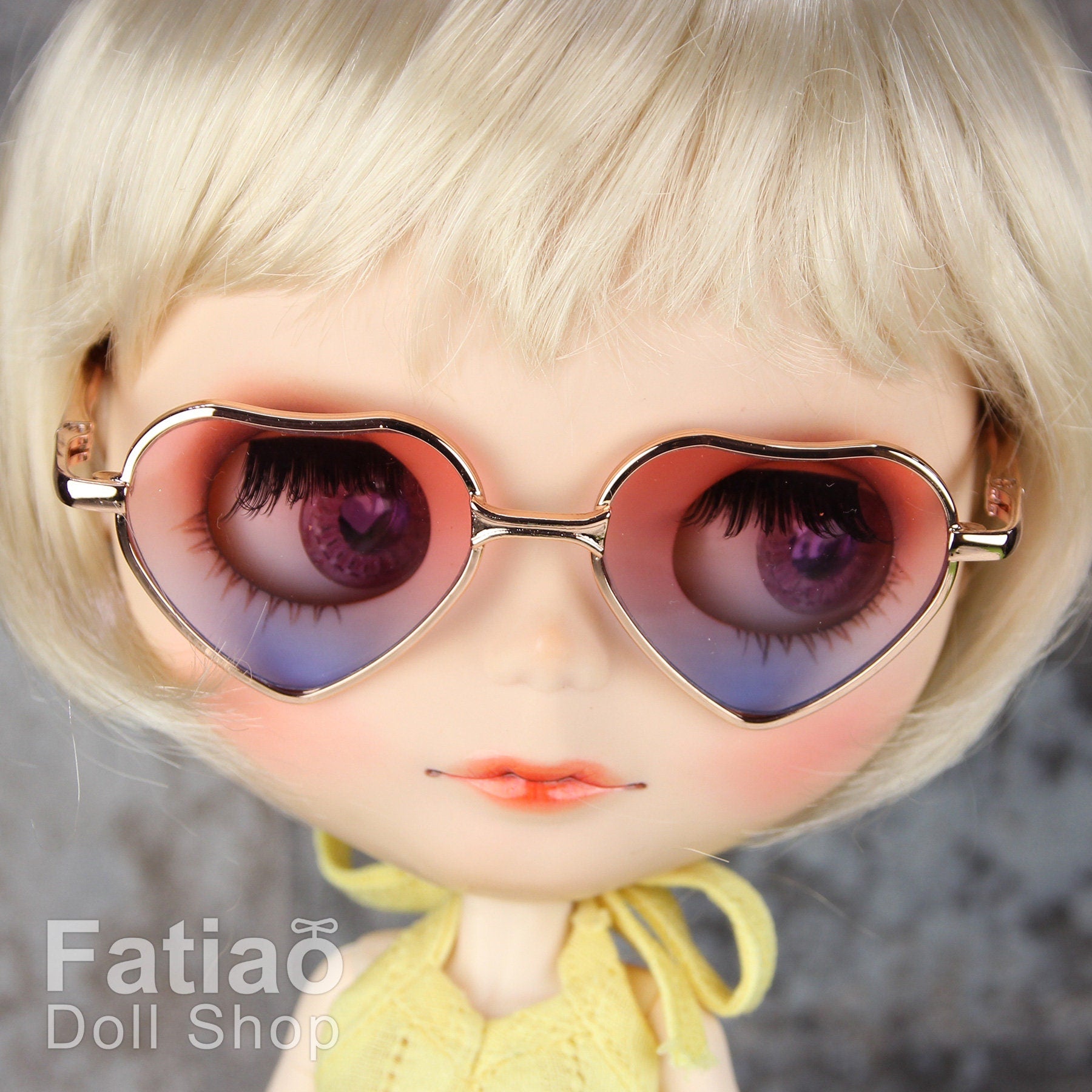 New Dolls fashion Sunglasses Glasses fit Blythe - Heart