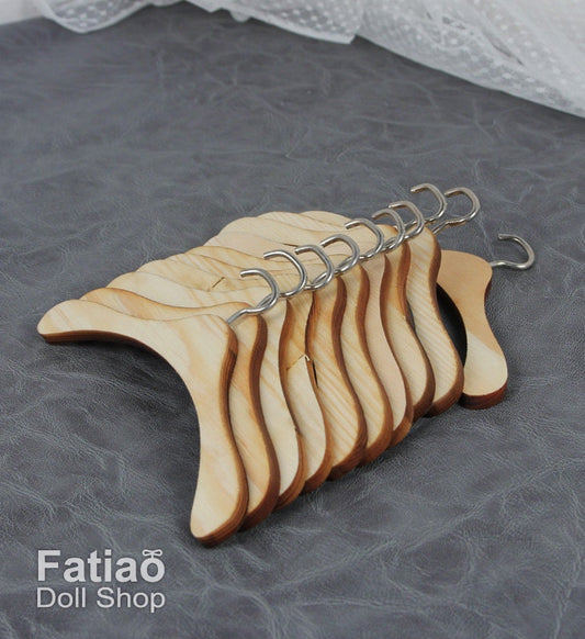 10pcs Dolls Wooden Clothes Hangers for 1/3 1/4 1/6 Uncle bjd size- SD MSD YOSD 17SD Boy